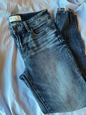 BKE Payton Jeans in Faded Blue Wash